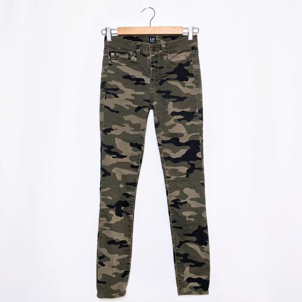 gap green camo true skinny ankle jeans